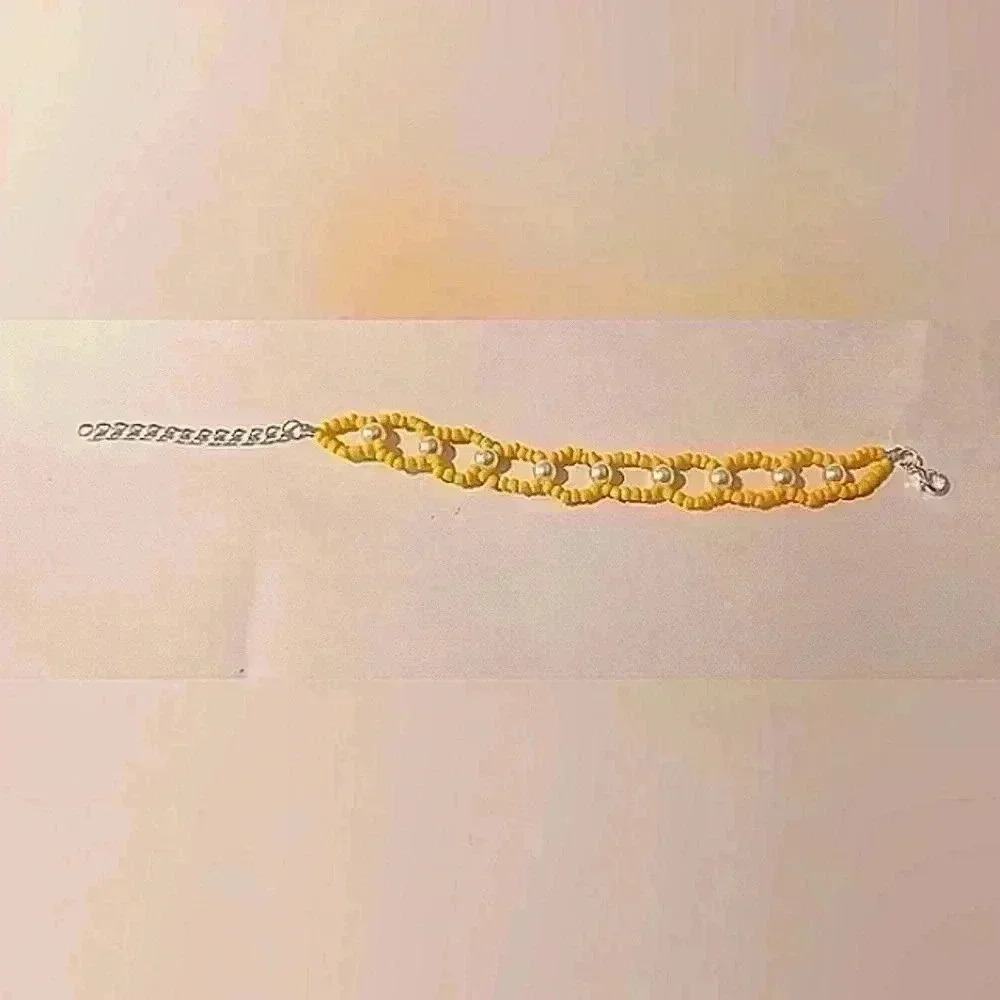 Beaded bracelet made in the Florida Keys - Picture 4 of 5
